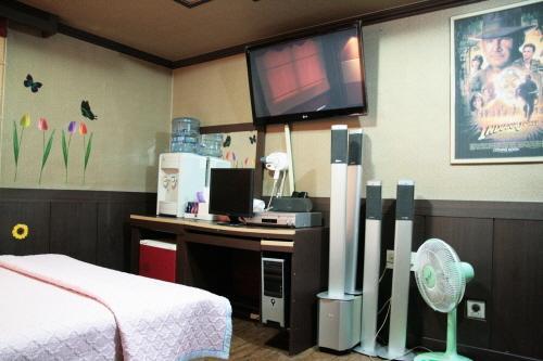 جينجو Movie Motel الغرفة الصورة